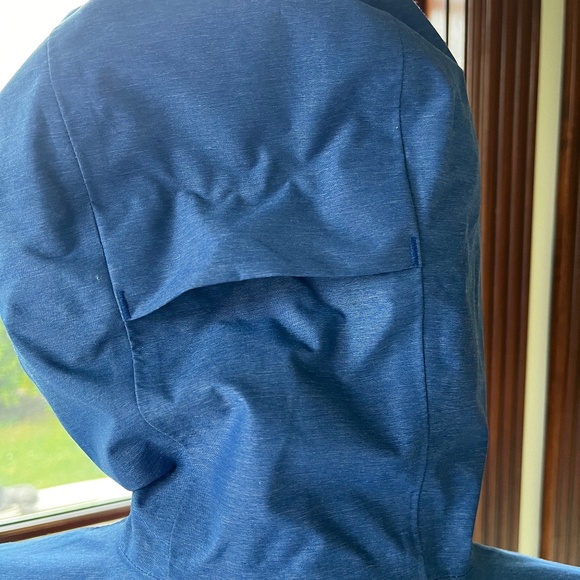 North Face Rain Jacket - Picture 5 of 9